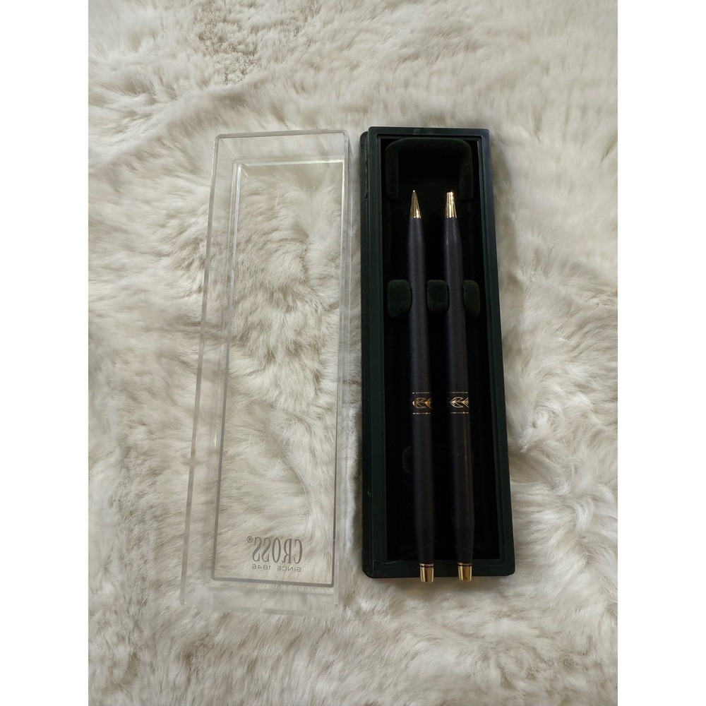 Vintage Cross USA Pen and Pencil Set Black Gold Laurel Leaf Matte Writing